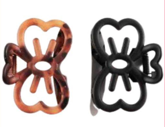 Glossy Bow Hair Clip {1pc}